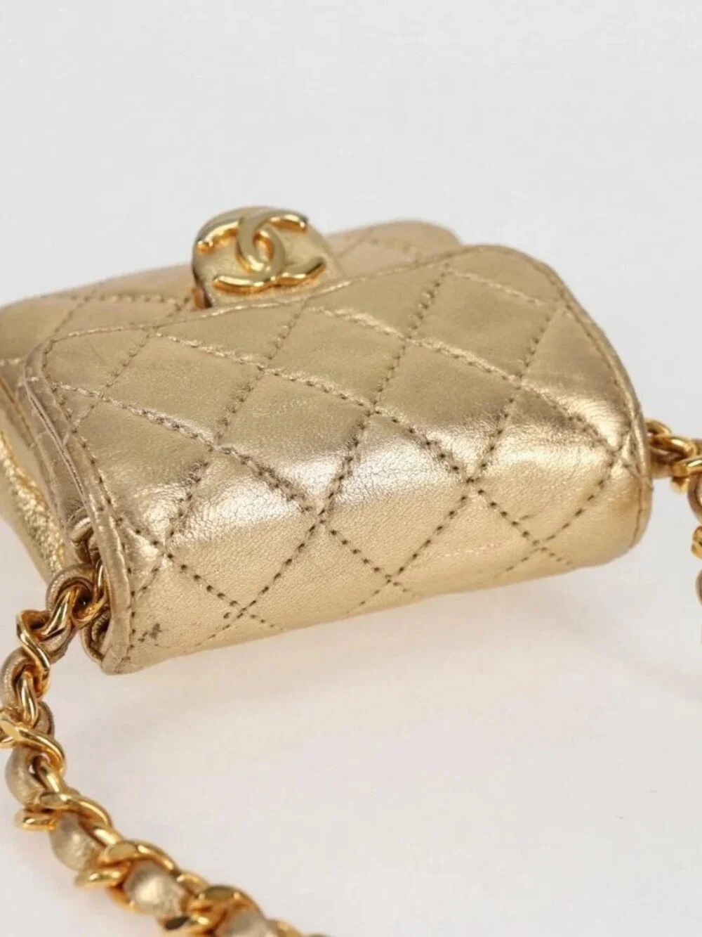 CHANEL Mini Mini Matelasse 7 Chain Bag Lamb Skin Gold Tone CC Auth 120870SAV